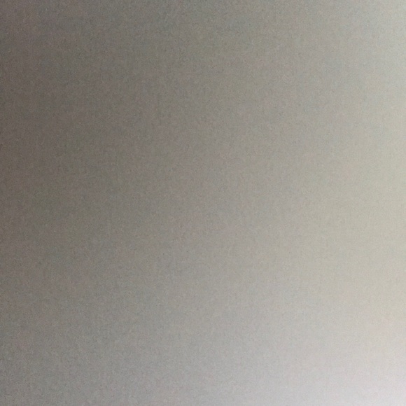 Meet your Posher, Julia - Picture 1 of 1